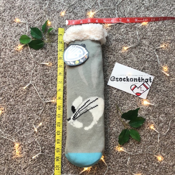 NWT Sherpa Warner Brothers WB Bugs Bunny House Slippers Fun Looney Tunes Comfy - Picture 8 of 8